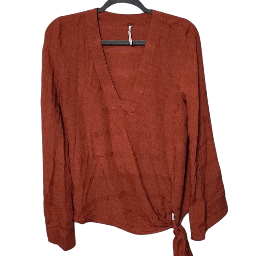 Free People Side Tie Bell Sleeve Rust V-Neck Blouse Size‎ Small
